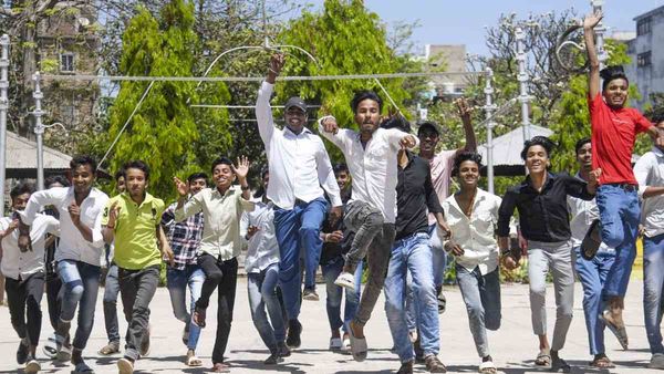 Bihar Board Result: जल्द जारी होगा 12वीं का रिजल्ट! टॉपर्स वेरिफिकेशन शुरू, क्या है ये प्रकिया, क्यों जरूरी?