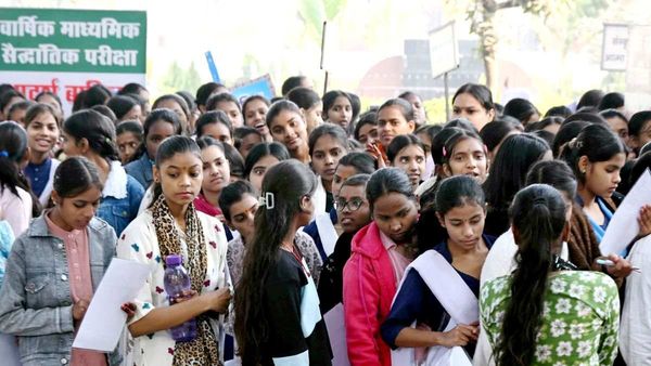 Bihar Board Result 2026: 25 मार्च तक आ सकता है 12वीं का रिजल्ट, कहां मिलेगा इंटर-मैट्रिक का मार्कशीट?