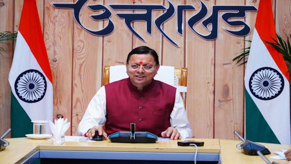 होली पर CM धामी की बड़ी सौगात, एक क्लिक पर 9.57 लाख लाभार्थियों के खाते में 141 करोड़ 91 लाख 61 हजार की धनराशि