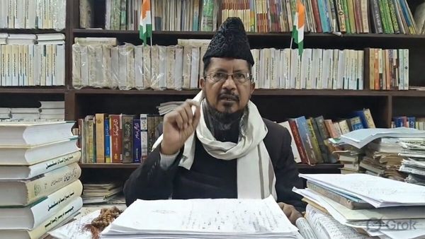 Khamenei Death: ईरान के सुप्रीम लीडर की मौत पर बोले मौलाना बरेलवी- 'इंसानियत को आज गहरा सदमा लगा है'