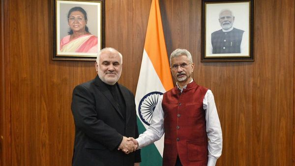 Iran America War: ईरानी राजदूत से विदेश मंत्री जयशंकर ने की मुलाकात, क्या हुई सीक्रेट बात?