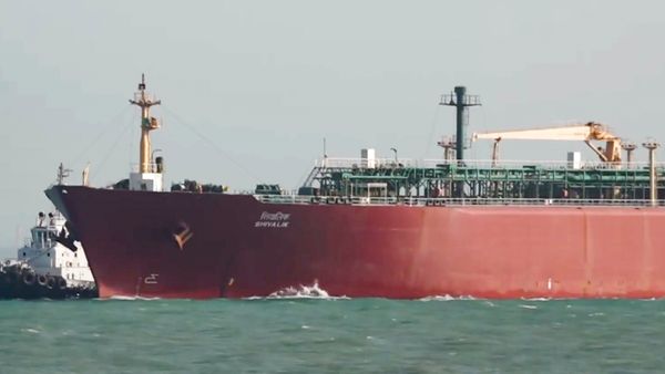 Israel Iran War: 45,000 टन LPG लेकर शिवालिक पहुंचा गुजरात, कितने और शिप हैं रास्ते में? देखें लिस्ट