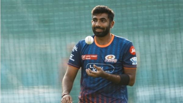 MI vs KKR: आज वानखेड़े में नाइट राइडर्स करेंगे बड़ा उलटफेर! हेड टू हेड रिकॉर्ड में किसका पलड़ा है भारी?