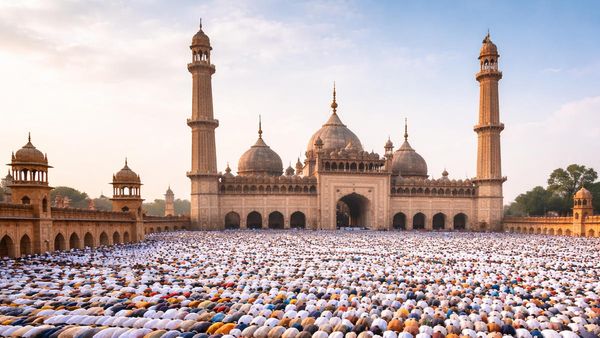 Eid ul Fitr 2026: लखनऊ में कितने बजे होगी ईद की नमाज? नोट करें टाइम