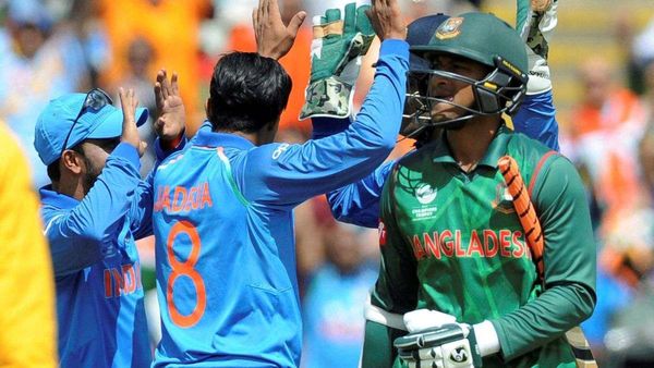 15000 रन बनाने वाले दिग्गज क्रिकेटर पर जान का खतरा, ईरान-इजराइल युद्द में फंसने पर लगाई मदद की गुहार