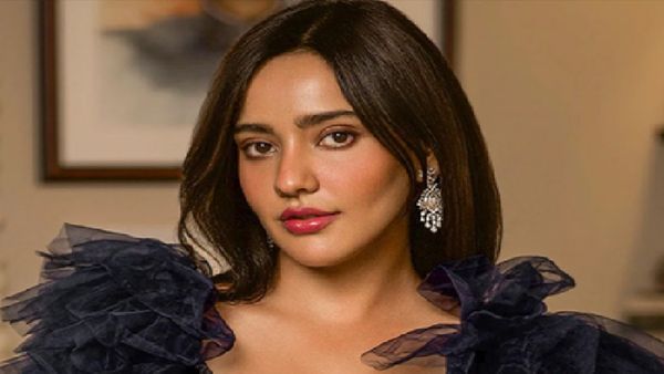 38 साल की फेमस एक्ट्रेस को नहीं मिल रहा काम, बेच रहीं 'ऐसी' Photos-Videos, Ex-विधायक की बेटी का हुआ ऐसा हाल