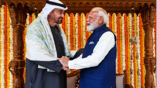 मिडिल ईस्‍ट में मिसाइल हमलों के बीच PM Modi ने UAE राष्‍ट्रपति से की बात, बोले- मुश्किल समय में भारत आपके साथ