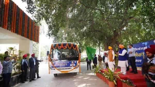 अब विश्व स्तरीय होगी पंजाब के सरकारी स्कूलों की पढ़ाई, CM मान ने प्रिंसिपलों के 8वें बैच को दिखाई हरी झंडी