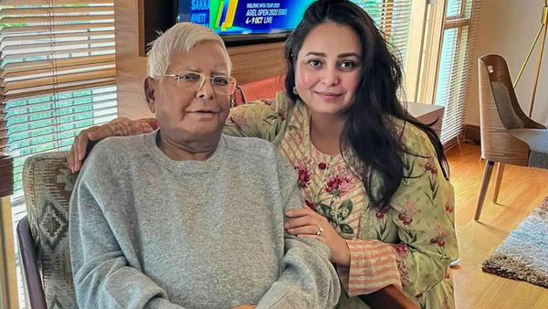 बिहार की सियासत में 'खेला' शुरू? नीतीश कुमार आज भरेंगे राज्यसभा का पर्चा, रोहिणी बोलीं- 'बीजेपी की कठपुतली'