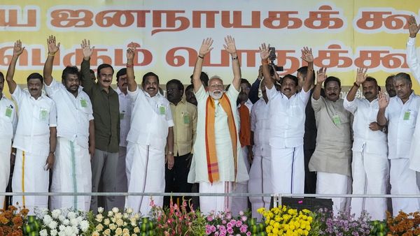 Tamil Nadu Election 2026: एनडीए ने किया सीट शेयरिंग का ऐलान, जानें कितने सीटों पर लड़ेगी बीजेपी?
