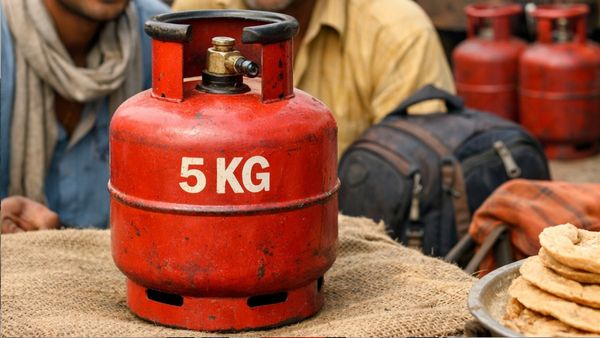 5kg Gas Cylinder: अब बिना कनेक्शन मिलेगा छोटू सिलेंडर, प्रवासी मजदूरों को राहत, कैसे उठाएं फायदा?
