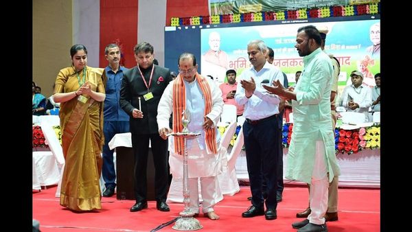 Bihar News: भूमि माफियाओं पर सख्ती तय, नहीं रुकेगा भूमि सुधार अभियान: विजय कुमार सिन्हा