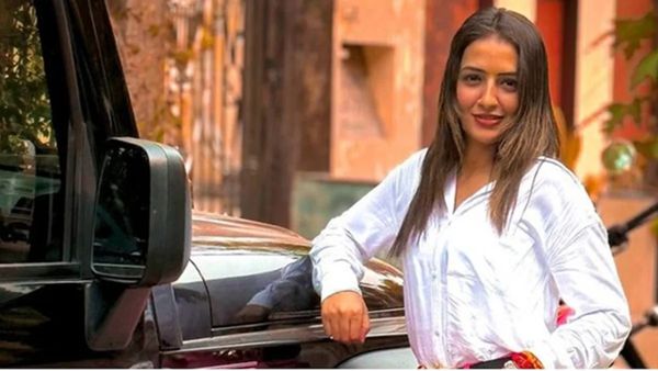 'मेरे साथ रात गुजारो, 50 लाख दूंगा', वड़ा पाव गर्ल Chandrika Dixit ने सामने रखा काला सच, खुला E-Mail का राज