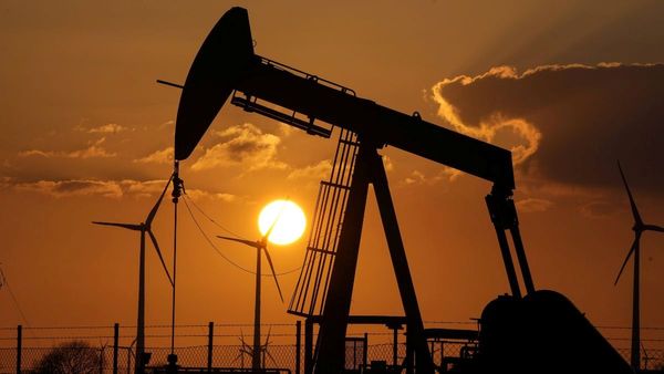 Strait Of Hormuz खुलते ही ग्लोबल मार्केट में लौटी रौनक! कितना गिरा कच्चा तेल? शेयर बाजार में जश्न