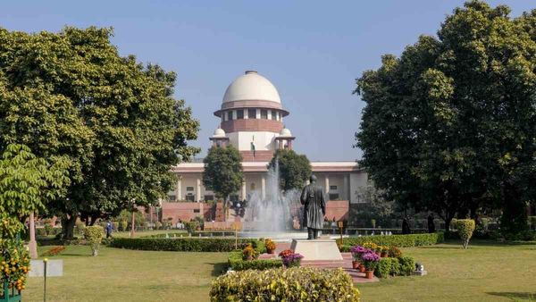 Malda Judicial Crisis: मालदा घटना पर सुप्रीम कोर्ट सख्त, मुख्य सचिव और DGP को थमाया नोटिस