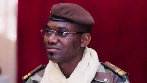 Mali Terrorist Attack: माली में कत्लेआम! रक्षा मंत्री समेत पूरे परिवार को बम से उड़ाया, दहल उठा पूरा देश