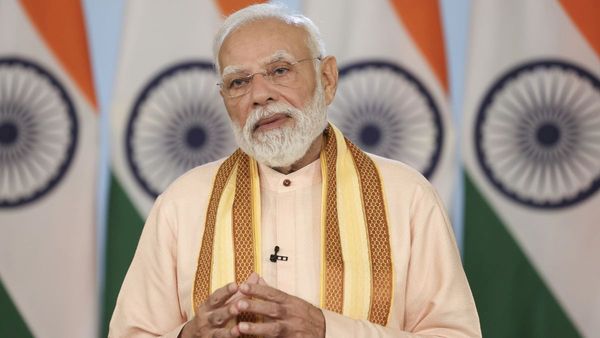 Election 2026: PM मोदी ने युवाओं-महिलाओं से मांगी 'रिकॉर्ड हाजिरी,' अमित शाह और थलपति विजय ने क्या कहा?