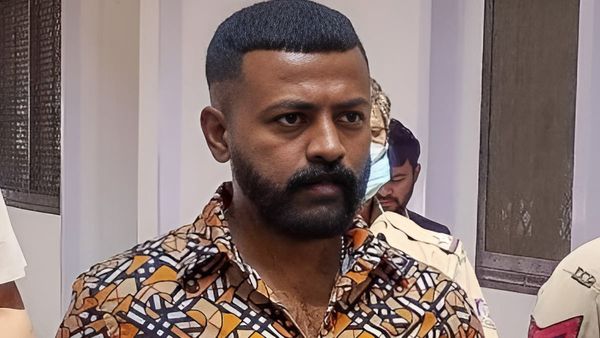 Sukesh Chandrashekhar को कोर्ट से मिली जमानत, क्‍या जेल से मिलेगी रिहाई? ₹50 करोड़ से जुड़ा मामला क्‍या है?