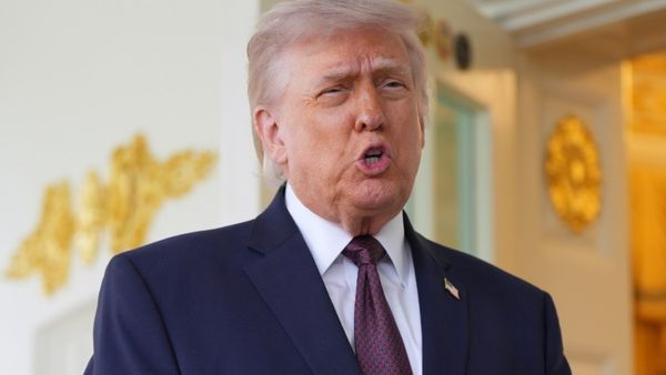 'सीजफायर टूटा तो ढेर सारे बम गिरने लगेंगे', US राष्‍ट्रपति Trump ने ईरान को फिर धमकाया 