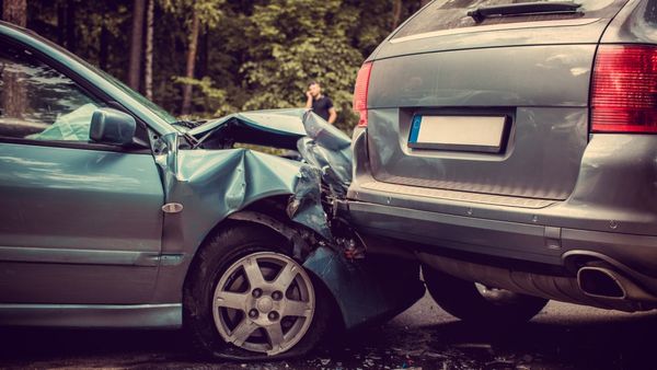 Ambedkar Nagar Road Accident: बेकाबू स्विफ्ट डिजायर ने 8 लोगों को रौंदा, मदद कैसे बनी मौतों का जाल?