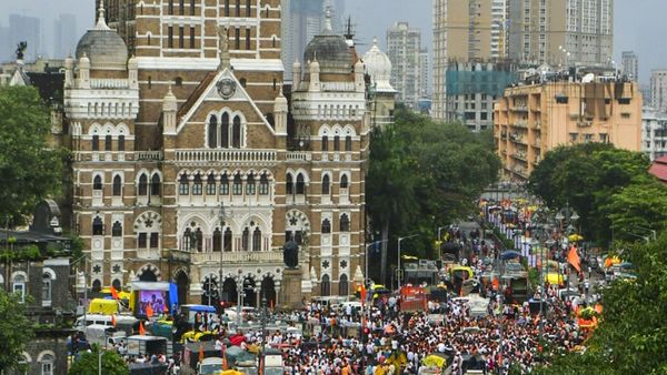 Maharashtra: मुंबई में दुकान या ऑफिस है तो सावधान! BMC का नया 'फरमान' जारी, उल्लंघन किया तो होगी कार्रवाई!