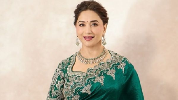 Madhuri Dixit का आलीशान घर किसी महल से कम नहीं, दीवारों पर टंगी हैं बेशकीमती पेंटिंग्स, क्या है बंगले की कीमत?