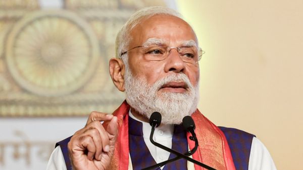 PM Modi की अपील के बाद सरकार खर्चों को लेकर हुई सख्‍त, Cannes Film Fest में नहीं जाएंगे सरकारी अधिकारी 