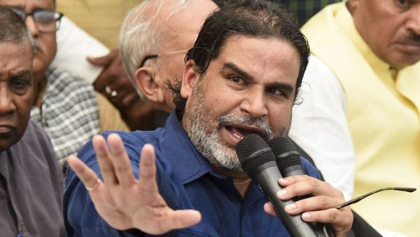 'ये कोई मजाक नहीं',  प्रशांत किशोर ने 'कॉकरोच जनता पार्टी' पर सरकार को क्यों चेताया? CJI को भी दे डाली सलाह!