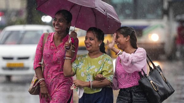 Punjab Weather: पंजाब में मानसून से पहले बदला मौसम! इन जिलों में आंधी-बारिश का ऑरेंज अलर्ट जारी, ताजा अपडेट