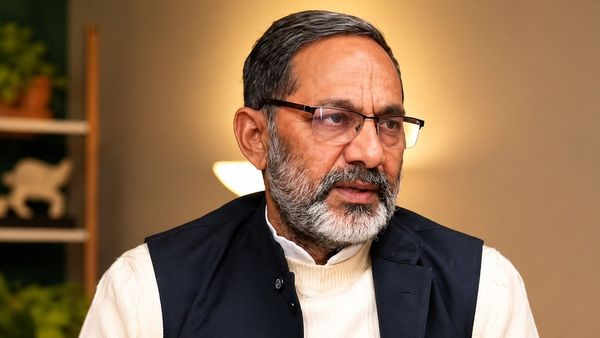 Rajkumar Bhati Remark: ब्राह्मणों को कहा वैश्या, फिर मांगी माफी! BJP को पेनल्टी कॉर्नर दे रहे भाटी
