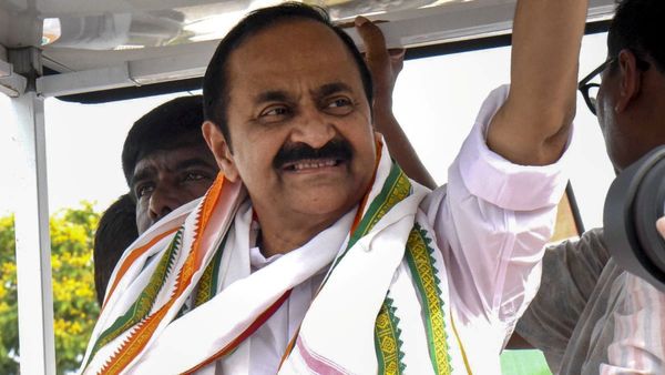 Kerala CM VD Satheesan: सीएम बनते ही सतीशन ने किसे दिया क्रेडिट? सोनिया गांधी से किया वो वादा याद कर हुए भावुक