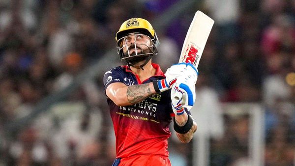 RCB vs GT Final: कोहली ने जमाया अपने 19 सालों का सबसे तेज अर्धशतक, बना दिया नया रिकॉर्ड