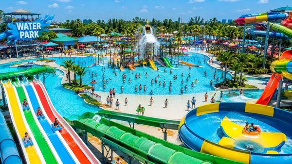 Summer Vacation शुरू और बच्चों में मस्ती का क्रेज हाई, ऐसे में दिल्ली-NCR के ये 5 वाटर पार्क और स्नो जोन जरूर