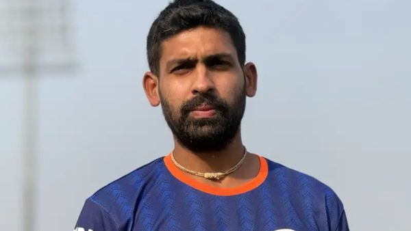Who is Raghu Sharma: कौन हैं मुंबई इंडियंस के रघु शर्मा? 33 साल की उम्र में मिला IPL डेब्यू का मौका