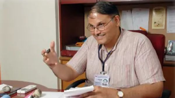 Who was Dr Anand Nadkarni: नहीं रहे मशहूर मनोचिकित्सक डॉ. आनंद नाडकर्णी, 68 साल की उम्र में निधन