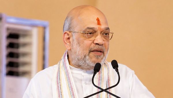 Amit Shah बोले- 'एक ही शिवसेना बची है', उद्धव गुट में 6 सांसदों की बगावत के बाद अमित शाह के बयान ने मचाई खलबली