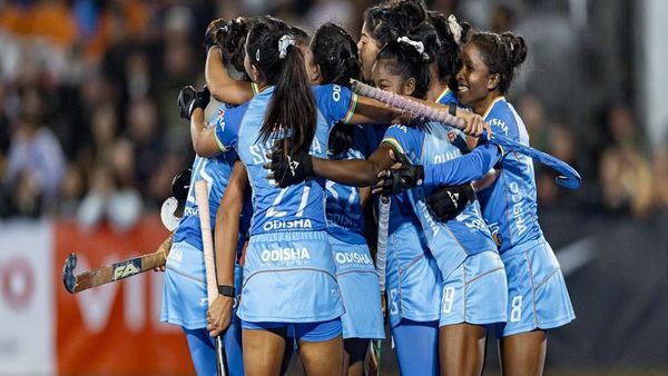 FIH Nations Cup: भारतीय महिला हॉकी टीम ने रचा इतिहास, न्यूजीलैंड को फाइनल में 2-0 से रौंदकर बनीं चैंपियन