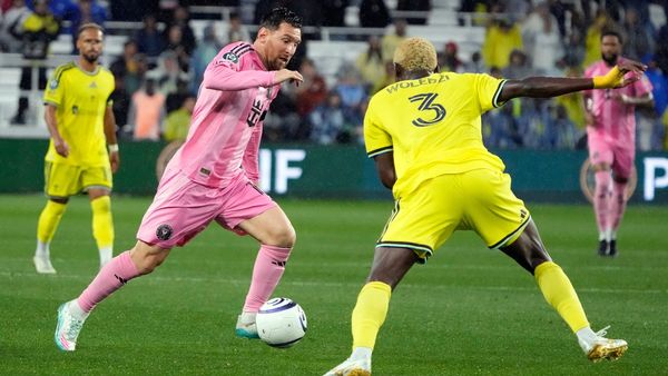Lionel Messi Fitness Update: क्या फीफा वर्ल्ड कप 2026 से बाहर होंगे मेसी? कोच स्कालोनी ने फैंस को बता दिया सच!