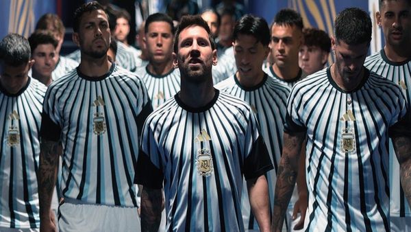 FIFA World Cup के बीच लियोनेल मेसी पर टूटा दुखों का पहाड़, पिता की बिगड़ी तबीयत, अस्पताल में हुए भर्ती
