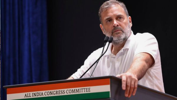 'पीएम चाहते हैं युवा रील बनाते रहें, पकौड़े तलते रहें', राहुल गांधी ने CBSE OSM विवाद को लेकर साधा निशाना