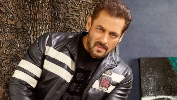 Salman Khan: 'बीमारी या नई फिल्म', सलमान के नए लुक ने बढ़ाई हलचल, लोगों ने पूछा-क्या फिर से टूटा दिल?