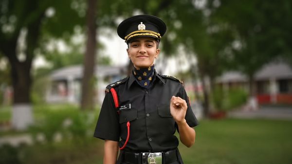 इतिहास के पन्नों में दर्ज हुआ नाम! कौन हैं लेफ्टिनेंट शानन ढाका, NDA टॉपर को कहां मिली पहली पोस्टिंग?