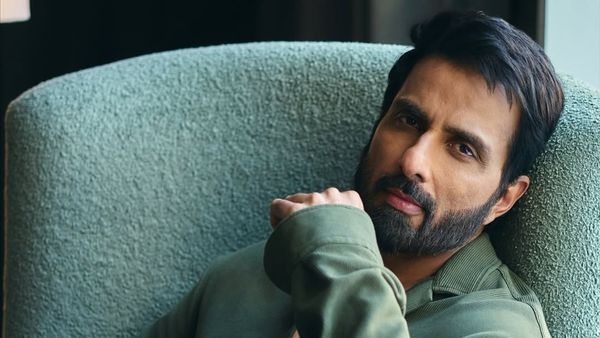 'सफर शुरू होने से पहले ही', लखनऊ अग्निकांड से क्यों टूटे सोनू सूद, नम आंखों से बयां किया अपना सबसे बड़ा अफसोस