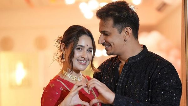 'मैं 7 महीने की प्रेग्नेंट हूं, 42 साल की फेमस एक्ट्रेस दोबारा बनने वाली हैं मां? सच्चाई जान सन्न रह गए लोग