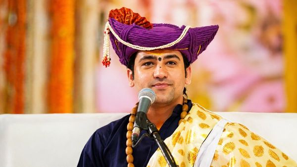 'पर्ची निकाली तो हमें निपटा देंगे', राम मंदिर चढ़ावा चोरी से खौफ में धीरेंद्र शास्त्री? कहा-कानून मकड़ी का जाल