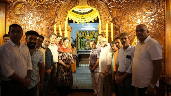 गोवा में हनुमान मंदिर में दर्शन के बाद केजरीवाल बोले- राम मंदिर में कथित घोटाले के दोषियों को मिले सख्त सजा