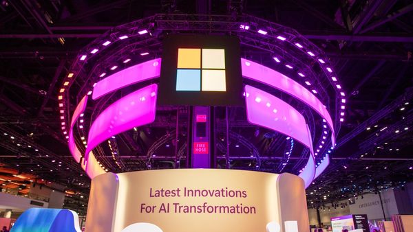 AI ने डकारीं 4800 नौकरियां! दुनिया की टॉप कंपनी में मचा हाहाकार, और कितने रडार पर?