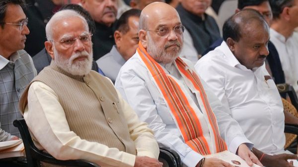 Monsoon Session से पहले नहीं होगा मोदी कैबिनेट में फेरबदल!आखिर क्यों टल गया बड़ा फैसला, इनसाइड स्टोरी