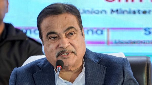 'एथेनॉल को दोष मत दो', यूट्यूबर सौरव जोशी की Mercedes के माइलेज वाले दावे की नितिन गडकरी ने खोली पोल,क्या कहा?