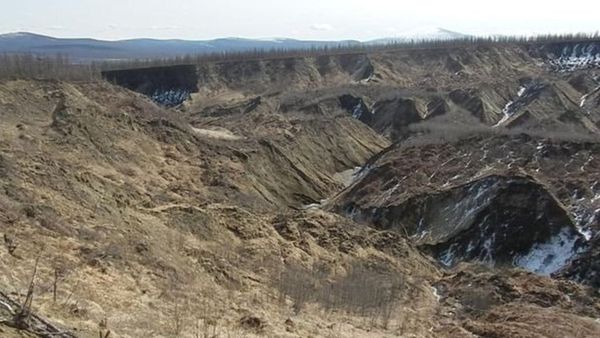 नरक का दरवाज़ा या भविष्य की खिड़की